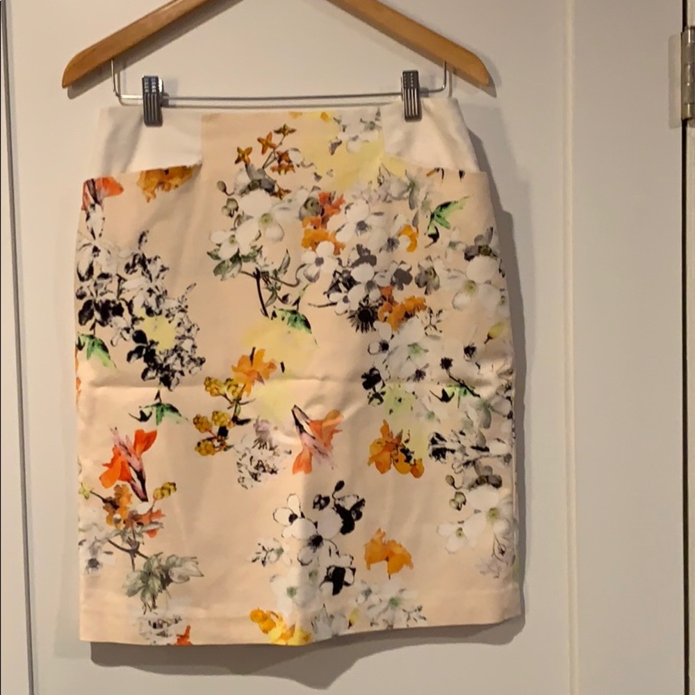 Floral pattern skirt